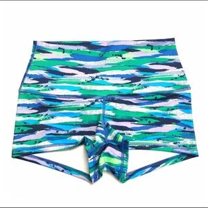 Lululemon Seven Wonders Boogie Short Sz 6